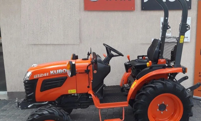 01-2-800x483-1.webp Microtracteur Kubota B 1241 DW diesel 24 CV – usage agricole – Image 1