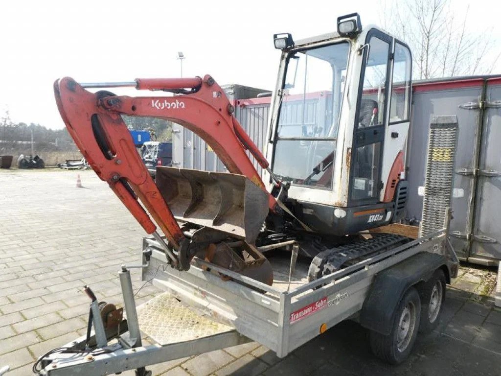a3.jpg Mini pelle Kubota KX 41-3V diesel 1.63T – cabine chauffée – Image 1