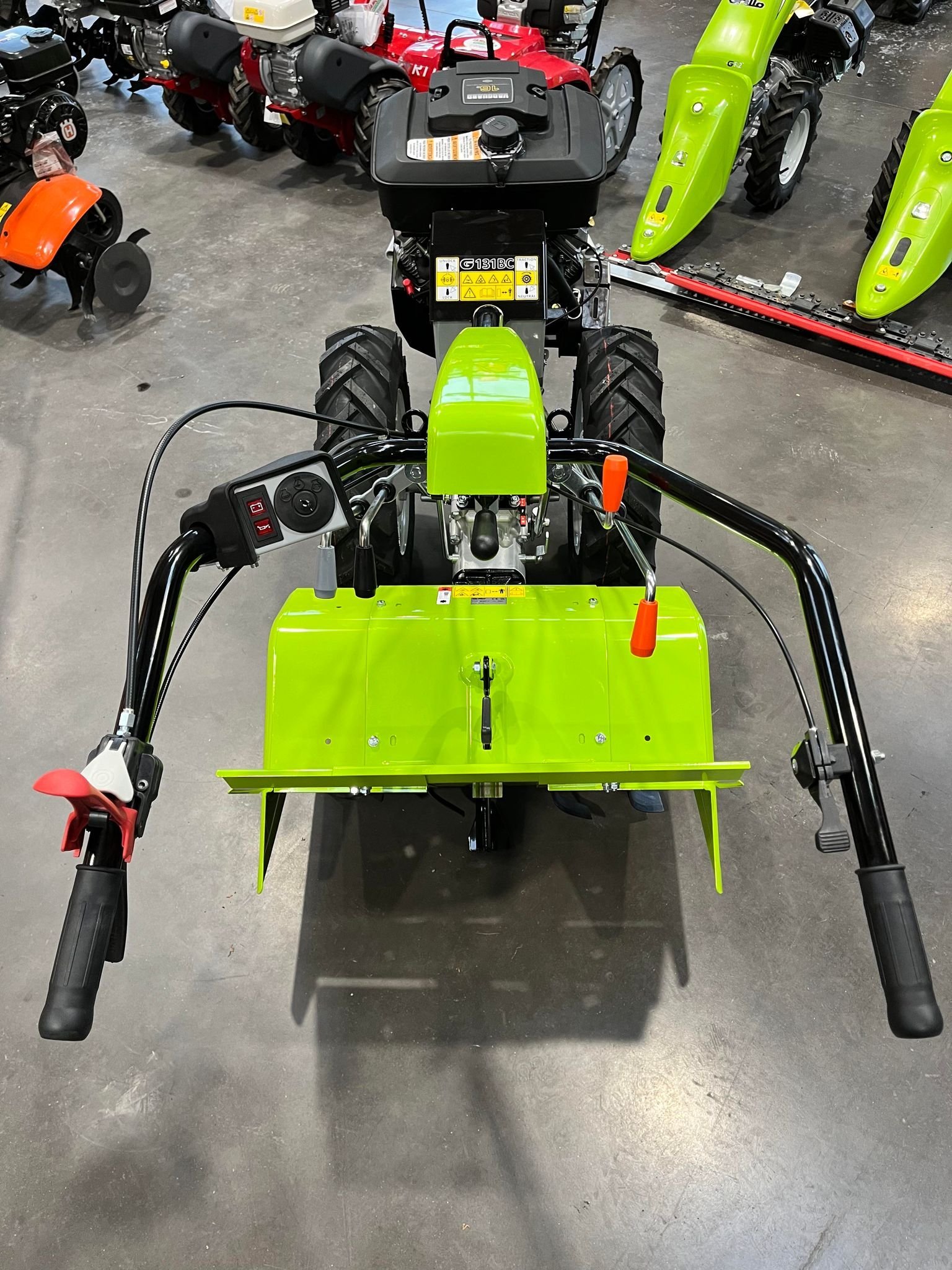 edc4.jpg Motoculteur Grillo G131 BC 16 CV – 479 cc – Travail du sol – Image 1