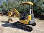 Mini pelle Komatsu PC27MR-2 diesel 3T – 4 godets – Image 3