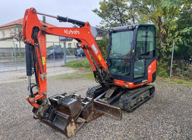 kx0.webp Mini pelle Kubota KX030-4 diesel – TP – Image 1