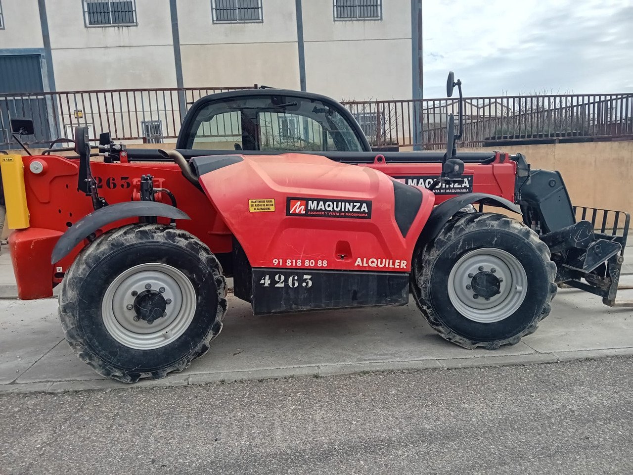 MANITOU MT1335 EASY Chariot télescopique Manitou MT1335 Easy 13 m – 3,5 t – 4×4 diesel – Image 1