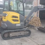 Mini-pelle Volvo ECR25 diesel 2,5T – TP