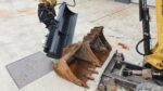 Mini pelle Caterpillar 302.2D diesel 2.1T – 4 godets – Image 6