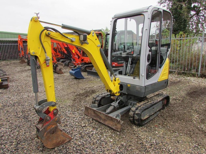w2-1-1.jpg Mini-pelle Wacker Neuson ET16 diesel 1,72T – TP – Image 1