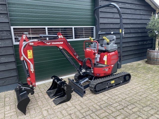 y1-1.jpg Mini-pelle Yanmar ViO12 diesel 1,25T – TP – Image 1